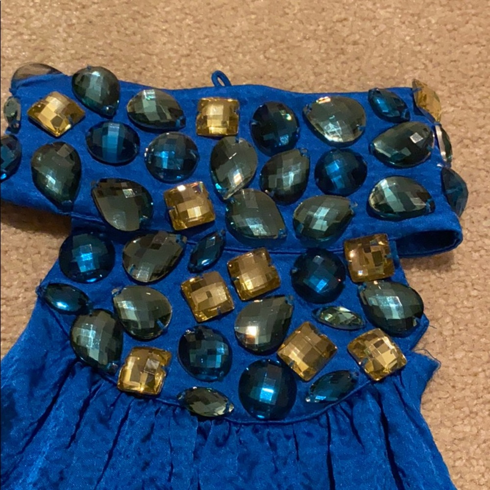 Halter top - Picture 2 of 6